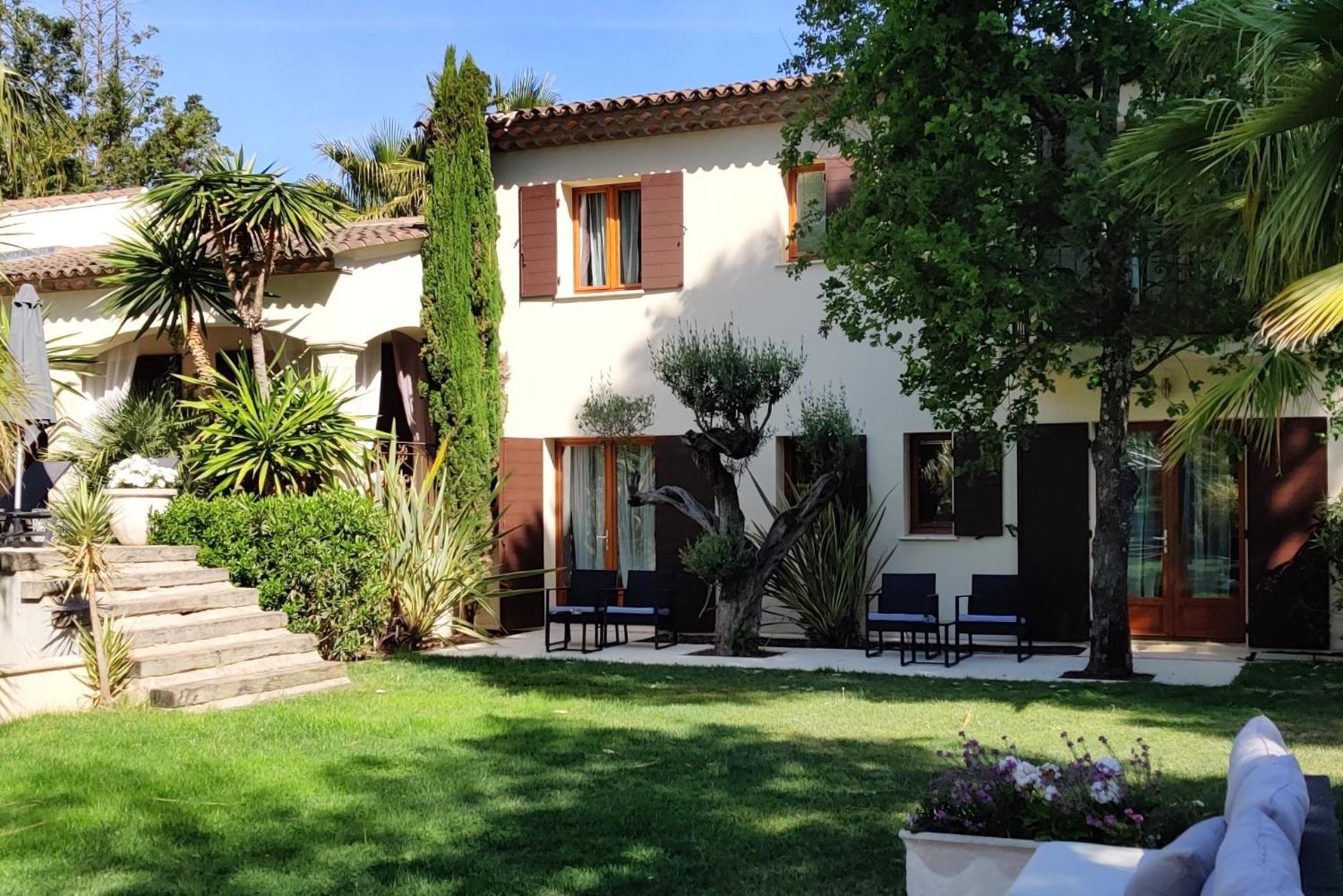 Maison Prestige Saint Tropez By Roberto Geissini กรีโมด์ ห้อง รูปภาพ